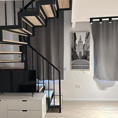 Jobelhome Blaha Apartment Budapest Exteriör bild