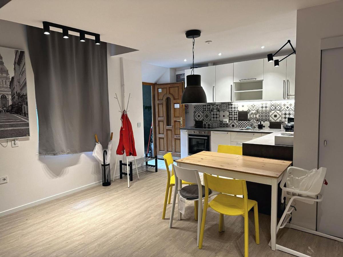 Jobelhome Blaha Apartment Budapest Exteriör bild